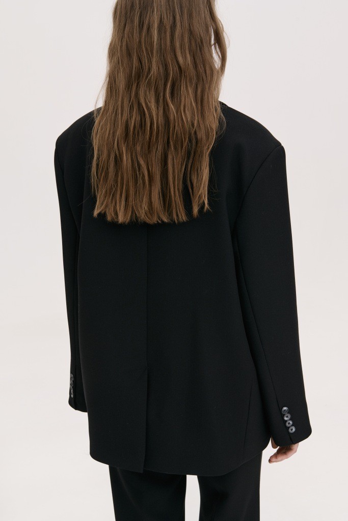 ОБʼЄМНИЙ ПОДОВЖЕНИЙ ЖАКЕТ ПРЯМОГО СИЛУЕТУ 1169 зображення 3